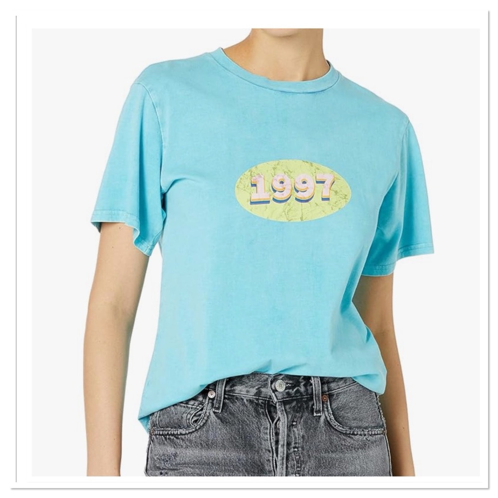 Kendall & Kylie Retro 1997 Vintage Distressed Style T-Shirt